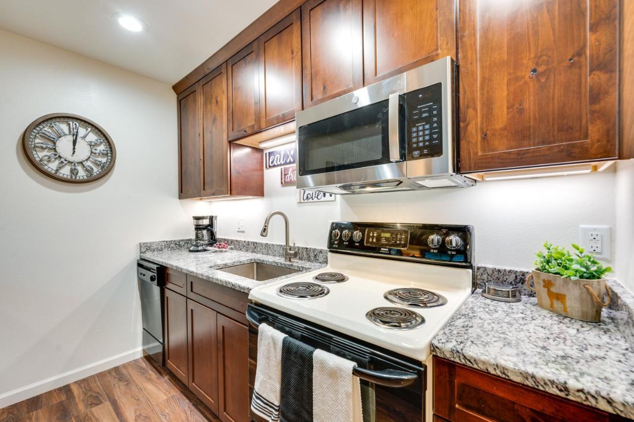 Estes Park Condo Rental Balcony With River Views! Exterior foto